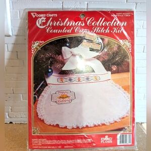 Vintage Christmas Collections Cross Stitch Kit for an apron Brand New in Package